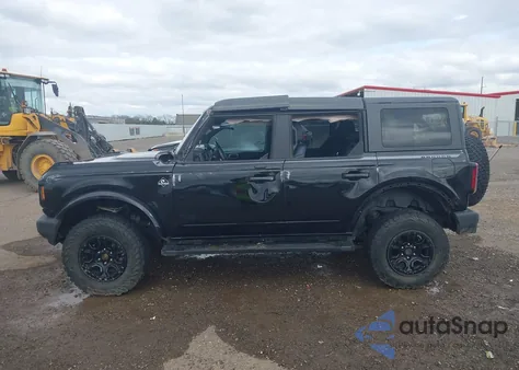 2022 Ford Bronco Outer Banks z USA, uszkodzony, nr VIN 1FMDE5BH2NLB90663